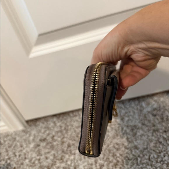 Chloe Taupe Leather Wallet with Gold Lock - Picture 5 of 5